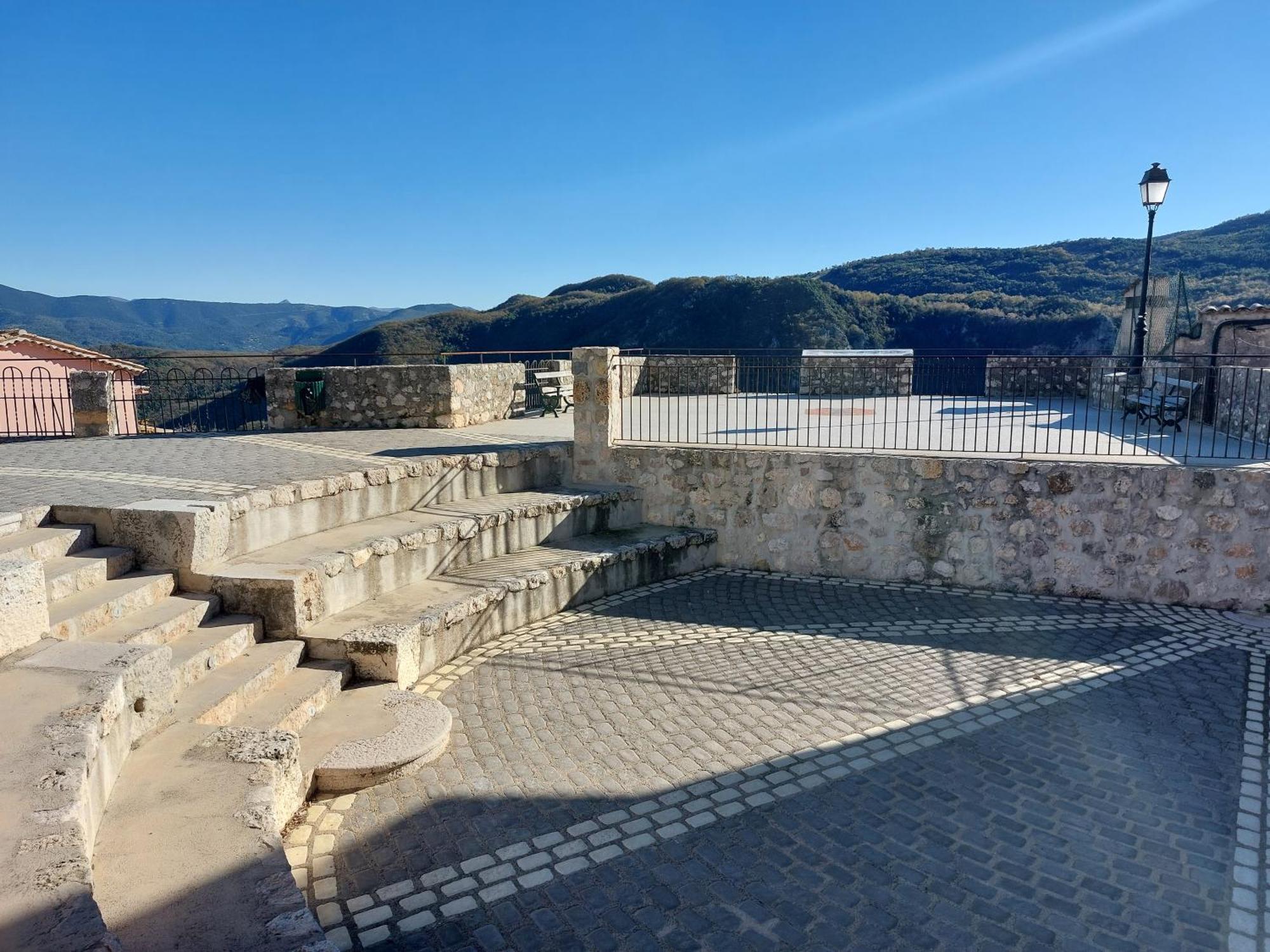 Les Gites De Bouyon Εξωτερικό φωτογραφία